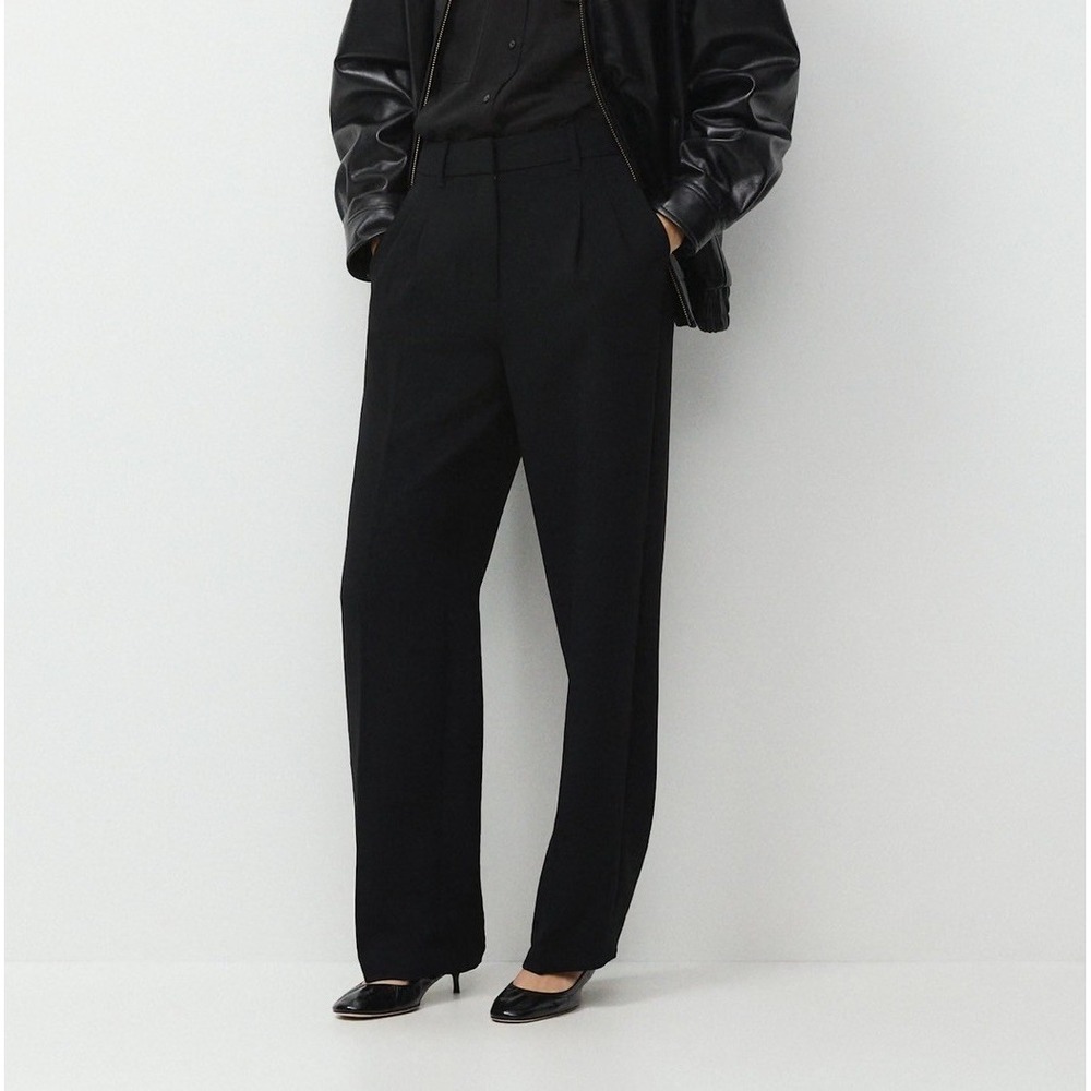ARITZIA The Effortless Black Pants Crepette Wide Leg Office Women's Size 00
